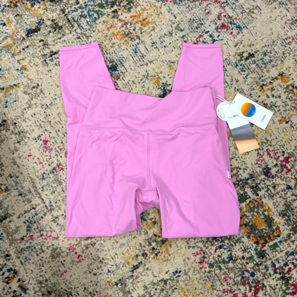 Vuori Lavender Short Sleeve Leggings